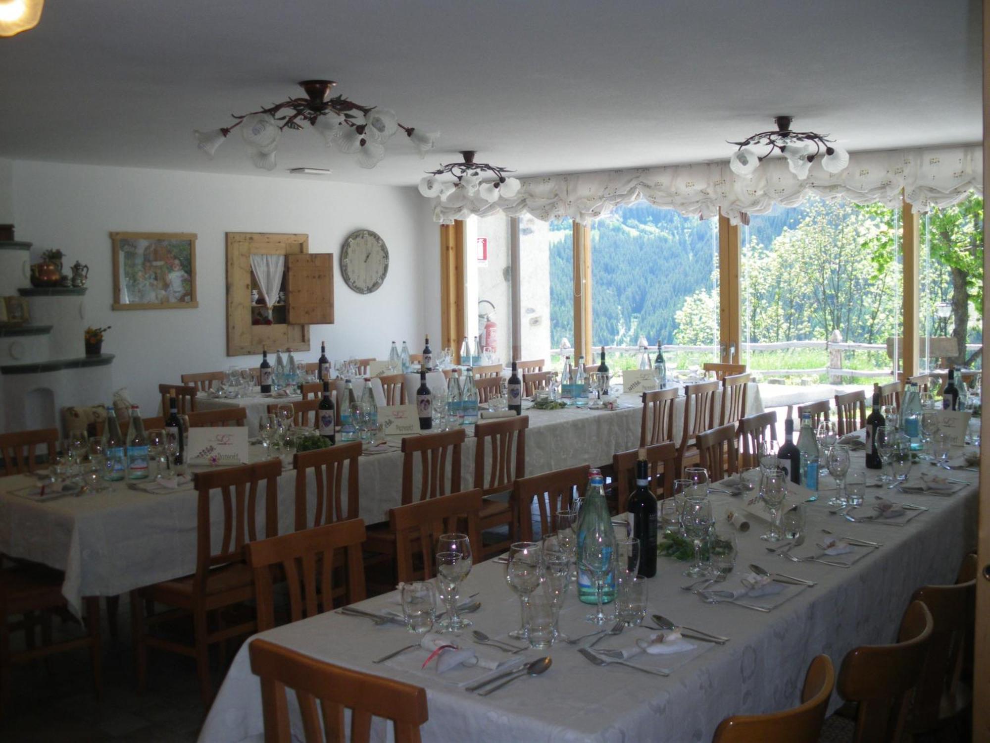 Agriturismo Raethia Isolaccia Bagian luar foto