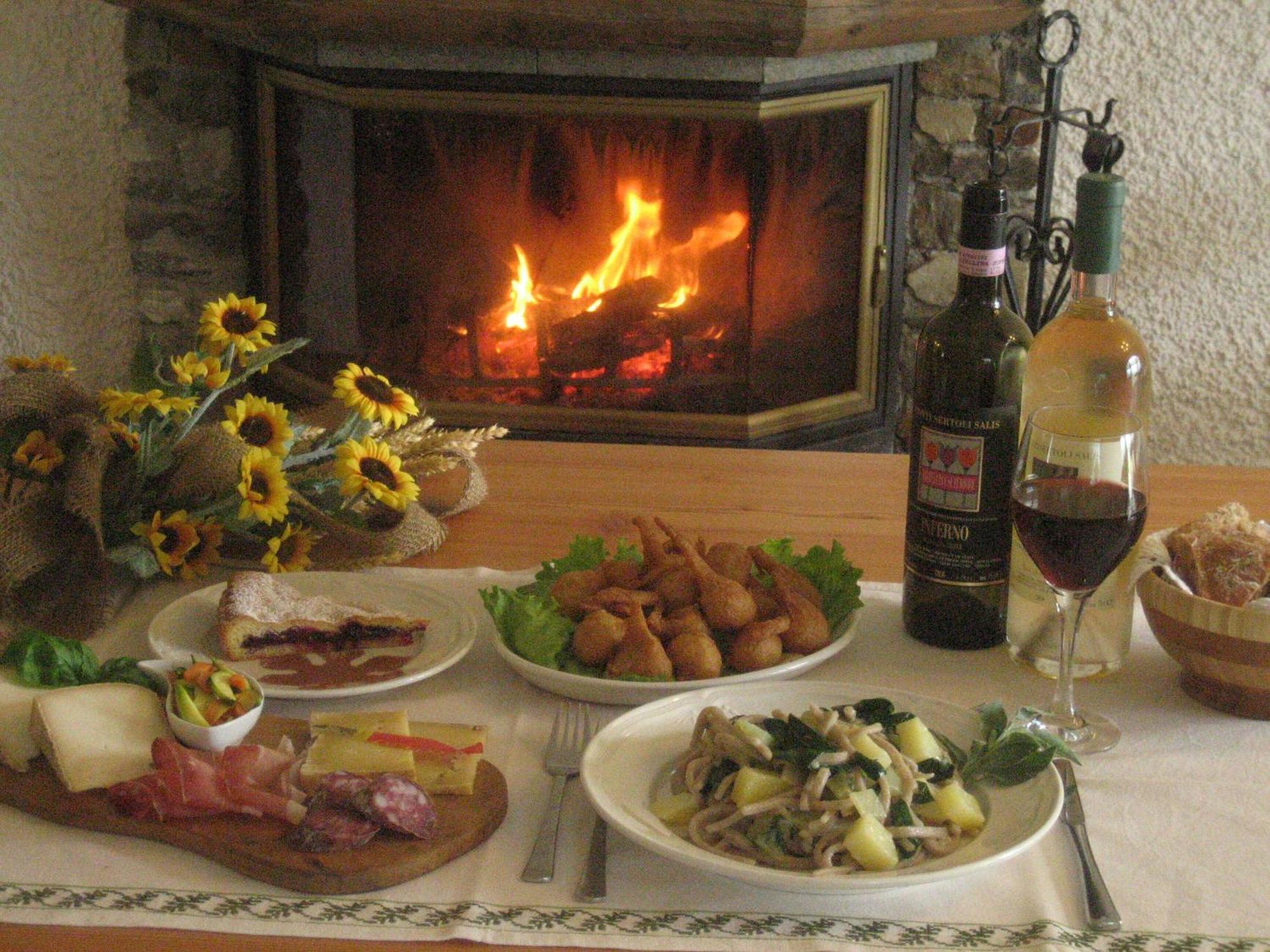 Agriturismo Raethia Isolaccia Bagian luar foto