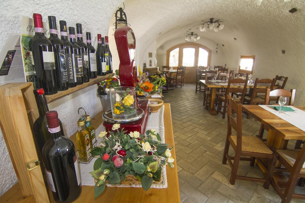 Agriturismo Raethia Isolaccia Bagian luar foto